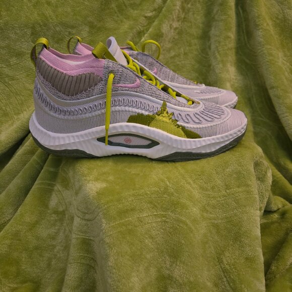 Jordan,  Size 12,... Rose Doux and Soft Pink.. - Picture 3 of 8